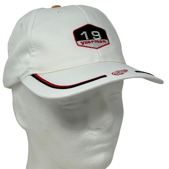 Vintage 90s Detroit Red Wings Steve Yzerman Hat Cap NHL Hockey Strapback White - Picture 1 of 12